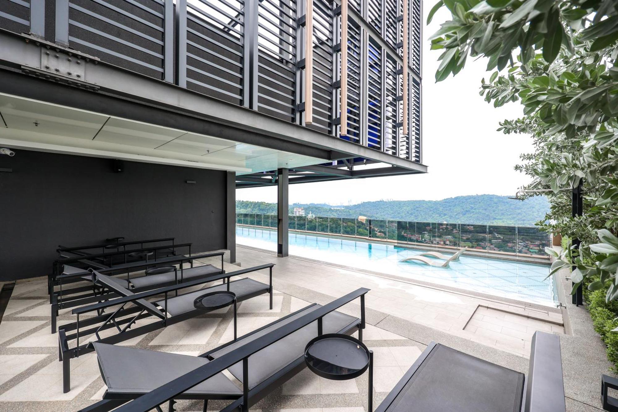 Mossaz Suites By Mykey Petaling Jaya Exteriör bild